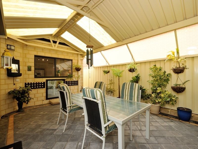 4/52-54 Lewington Street, Rockingham WA 6168