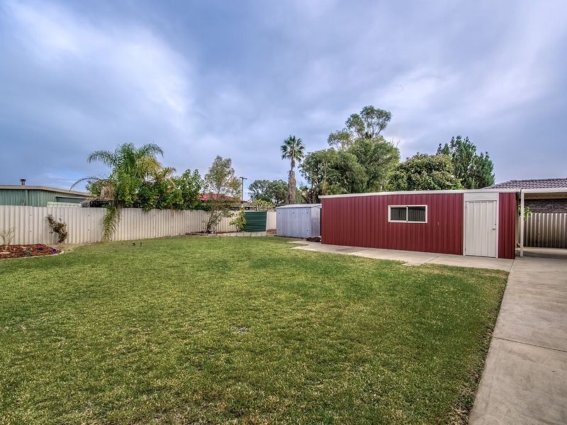 80 Mataitai Loop, Cooloongup WA 6168