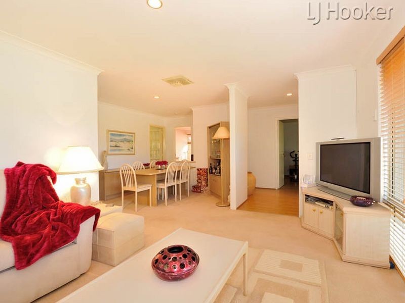 23 The Avenue, Warnbro WA 6169