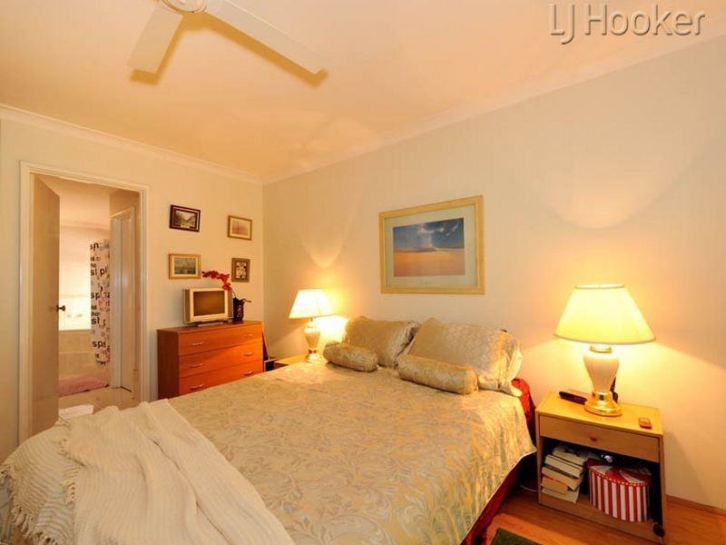 23 The Avenue, Warnbro WA 6169