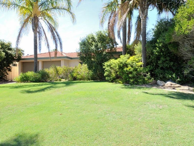 23 The Avenue, Warnbro WA 6169