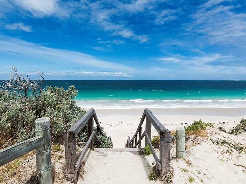 12 Buttermere Approach, Waikiki WA 6169