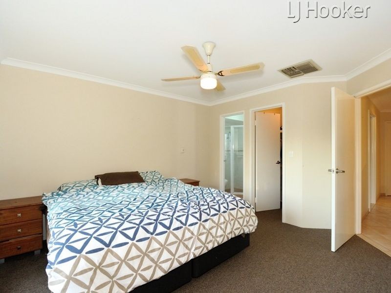 15 Oakdale Close, Safety Bay WA 6169