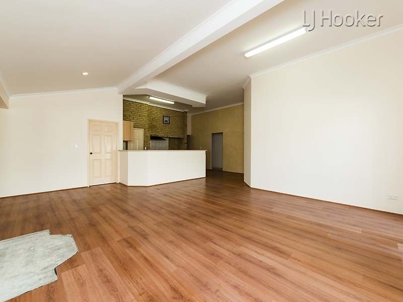 2 Lima Close, Warnbro WA 6169