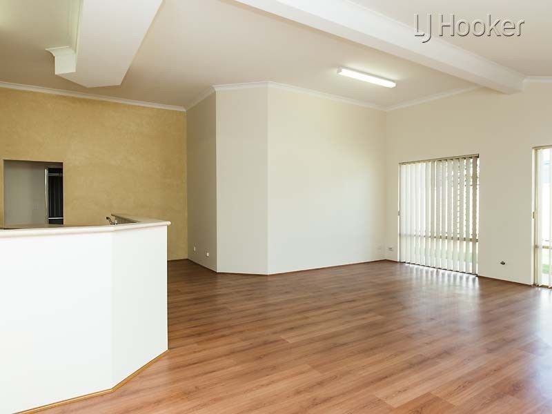 2 Lima Close, Warnbro WA 6169