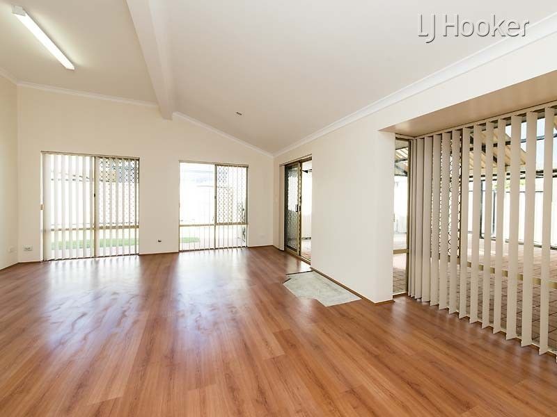 2 Lima Close, Warnbro WA 6169