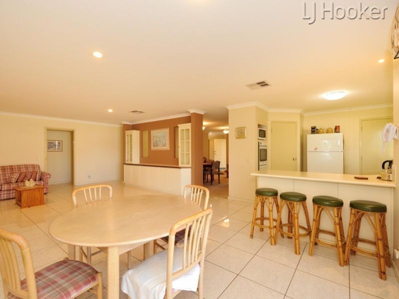 26 Erica Street, Coodanup WA 6210