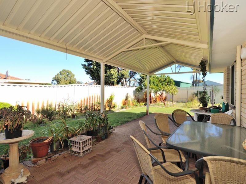 26 Erica Street, Coodanup WA 6210