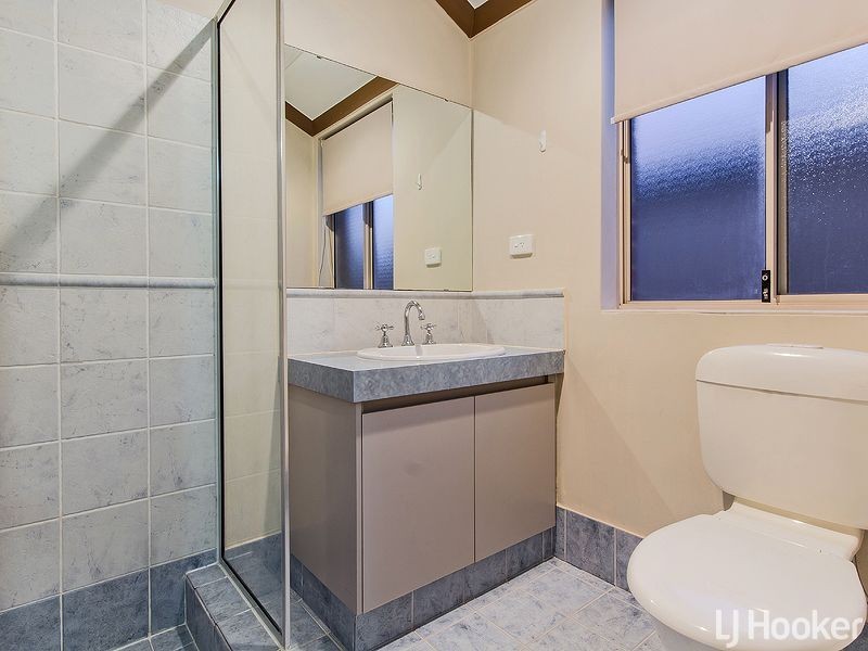 24 Bopeechee Way, Port Kennedy WA 6172