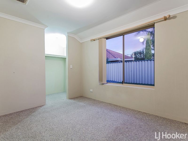 24 Bopeechee Way, Port Kennedy WA 6172