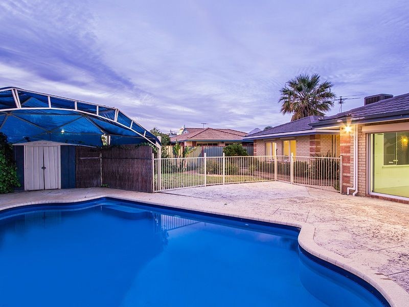 14 Prevelly Circle, Waikiki WA 6169