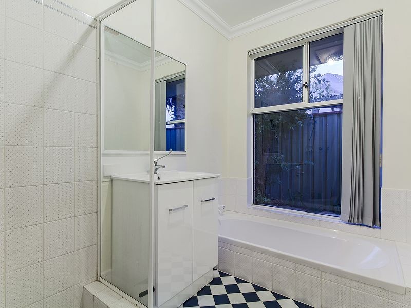 14 Prevelly Circle, Waikiki WA 6169