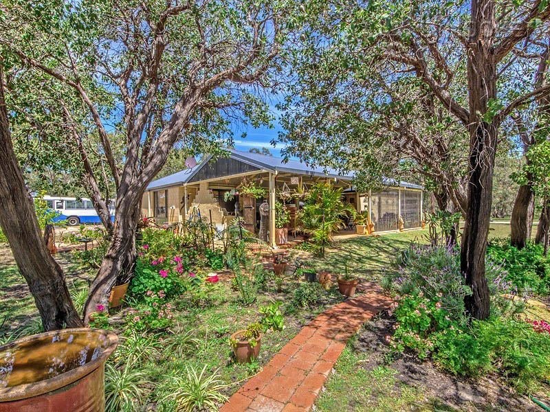 6 Diogenes Court, Baldivis WA 6171