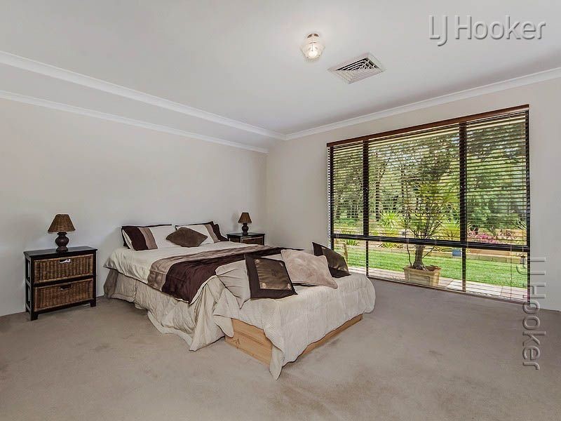6 Diogenes Court, Baldivis WA 6171