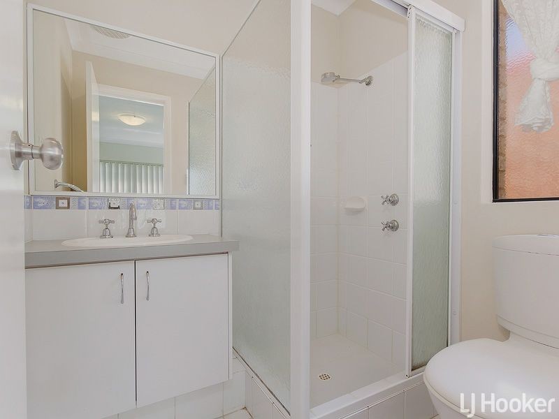 8 Dunsky Pass, Secret Harbour WA 6173