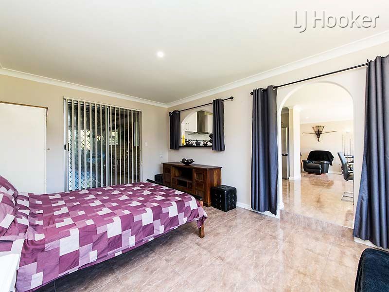 1 Arkwell Avenue, Rockingham WA 6168