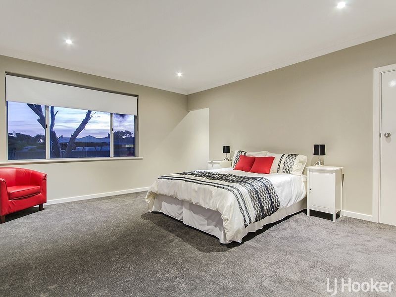 3 Ollis Street, Safety Bay WA 6169