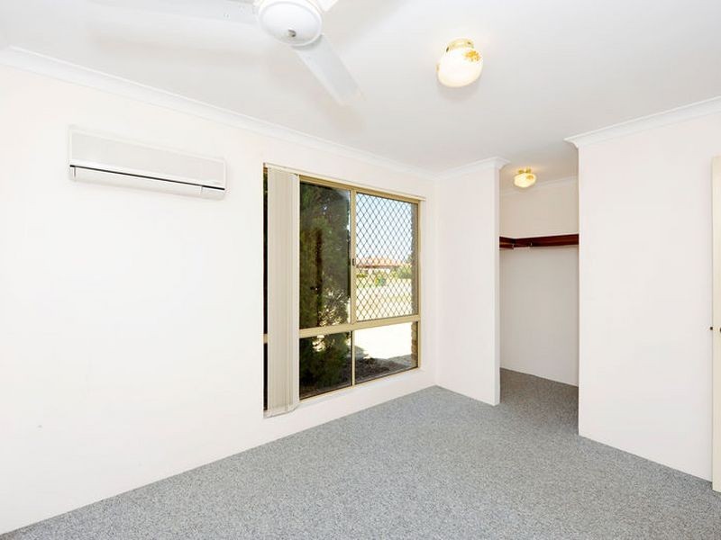 2 St Andrews Loop, Cooloongup WA 6168