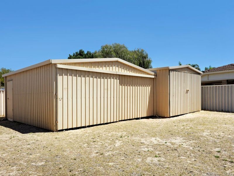 2 St Andrews Loop, Cooloongup WA 6168