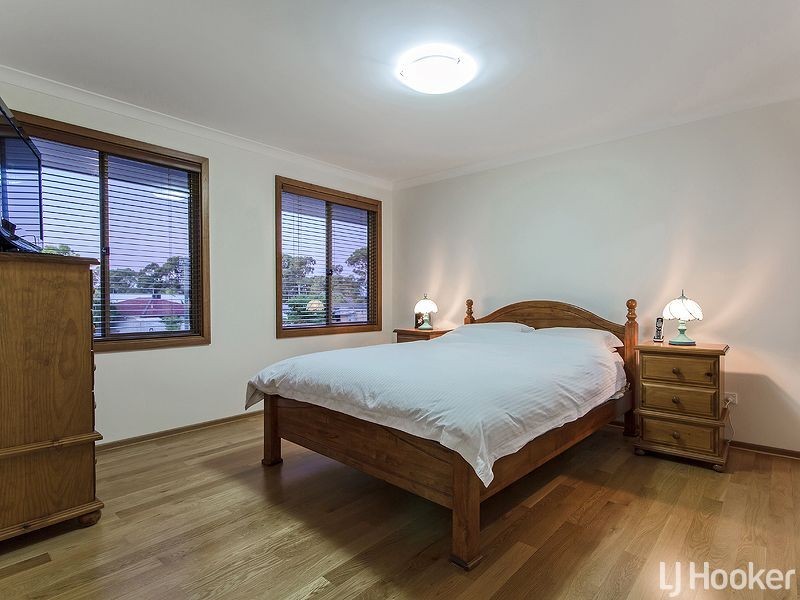 12 Royal Road, Safety Bay WA 6169