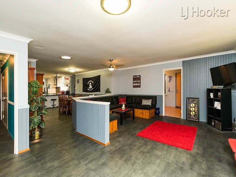 120 Woodbridge Drive, Cooloongup WA 6168