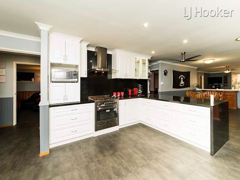 120 Woodbridge Drive, Cooloongup WA 6168