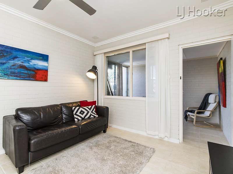 3/8 Houston Street, Rockingham WA 6168