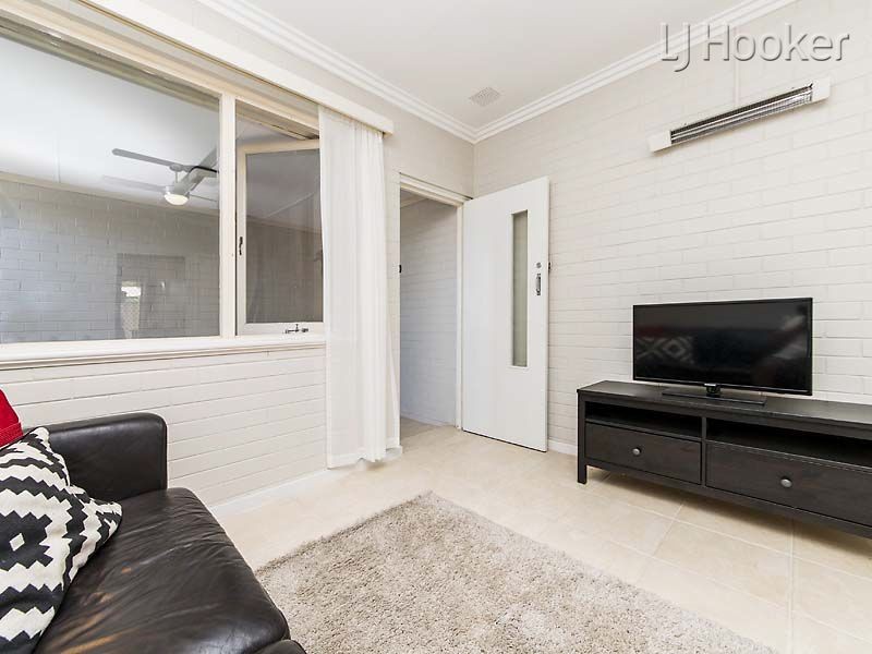 3/8 Houston Street, Rockingham WA 6168