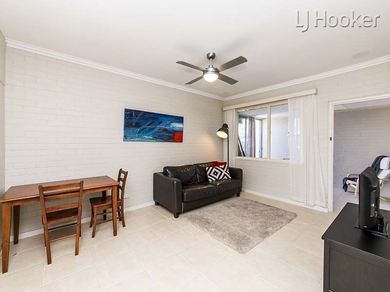 3/8 Houston Street, Rockingham WA 6168