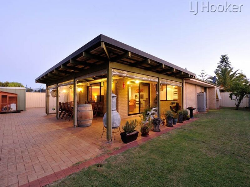 32 Grand Ocean Boulevard, Port Kennedy WA 6172