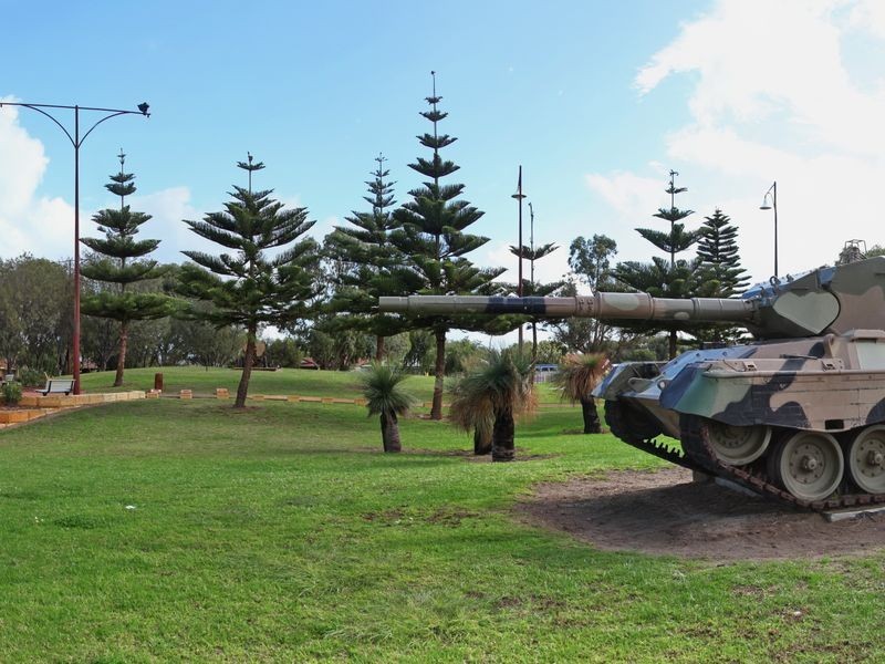 32 Grand Ocean Boulevard, Port Kennedy WA 6172