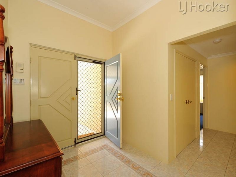26 Jaywick Close, Safety Bay WA 6169