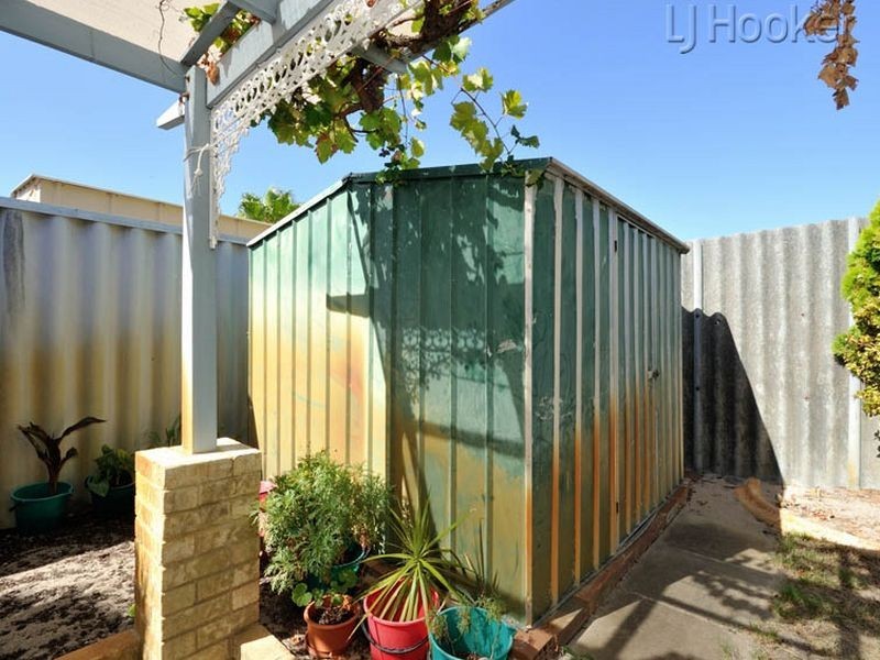 26 Jaywick Close, Safety Bay WA 6169