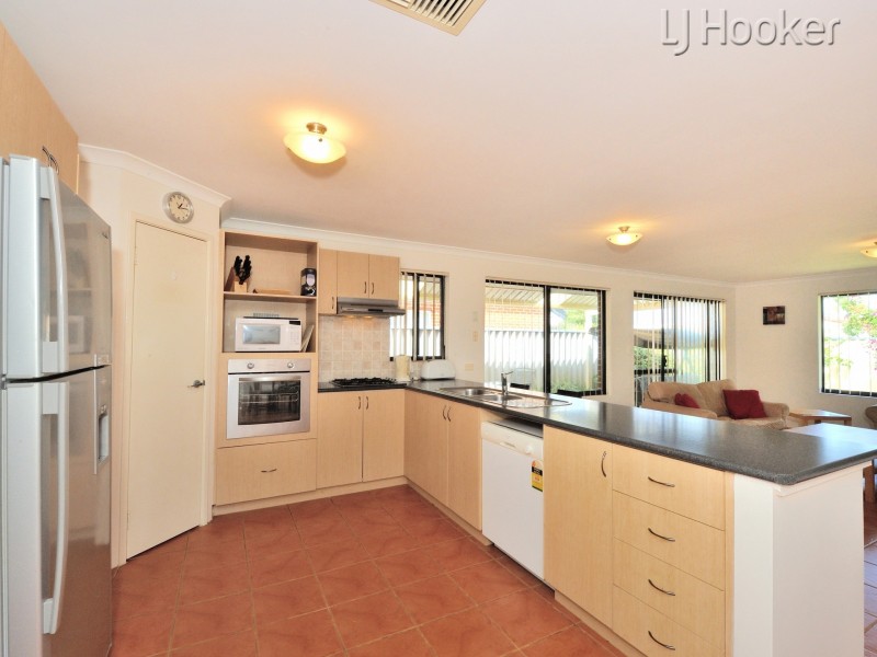 15 Oleander Avenue, Shoalwater WA 6169