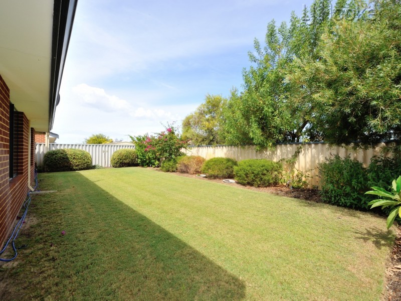 15 Oleander Avenue, Shoalwater WA 6169
