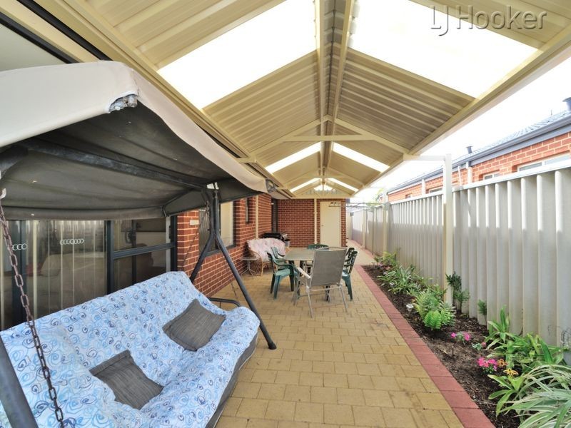 15 Oleander Avenue, Shoalwater WA 6169