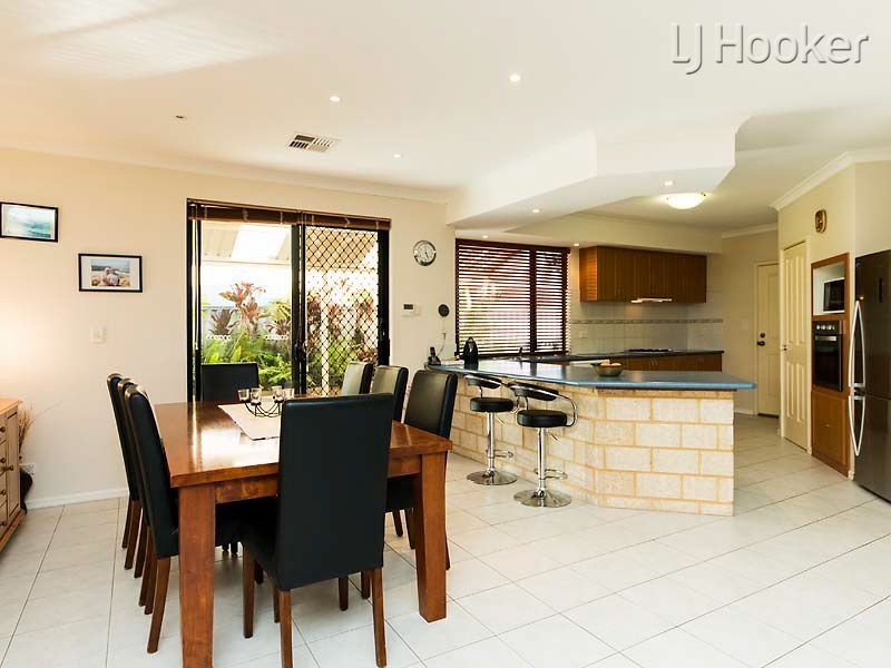 8 Latiano Green, Secret Harbour WA 6173