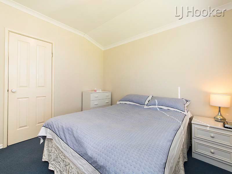 8 Latiano Green, Secret Harbour WA 6173