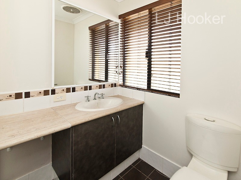 73 Hawker Street, Shoalwater WA 6169