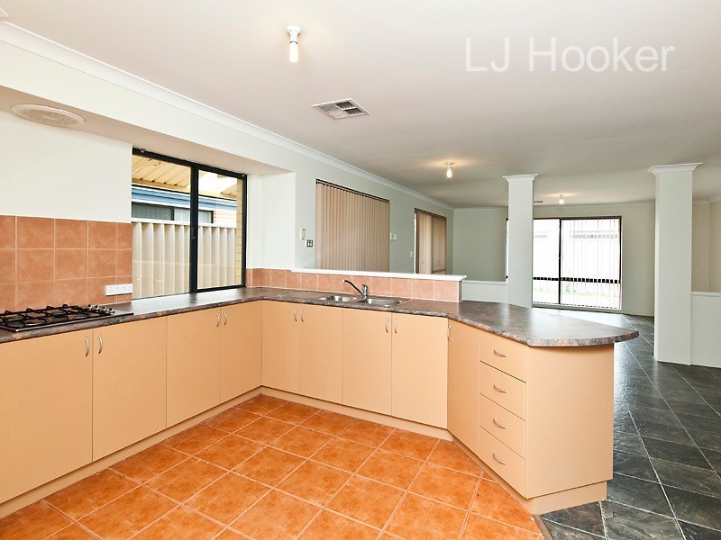 73 Hawker Street, Shoalwater WA 6169