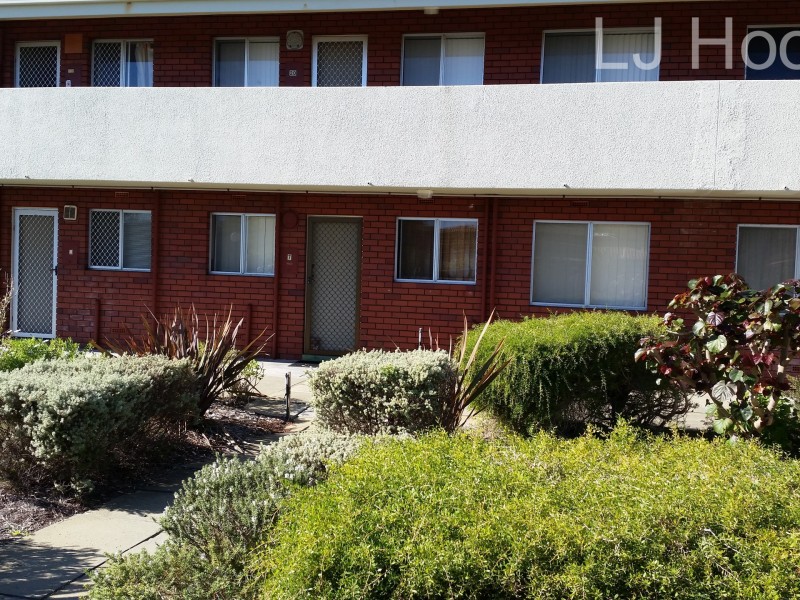 7/4 Minchinson Street, Shoalwater WA 6169