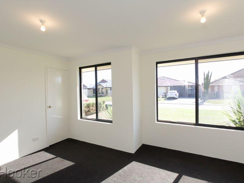 11 Sevilla Terrace, Port Kennedy WA 6172