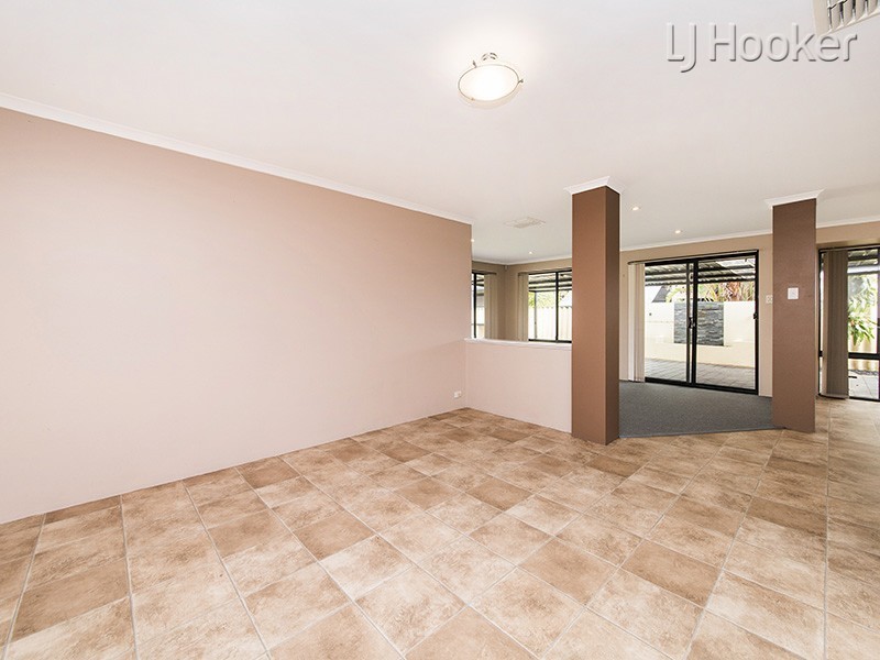 6 Yelka Way, Bertram WA 6167