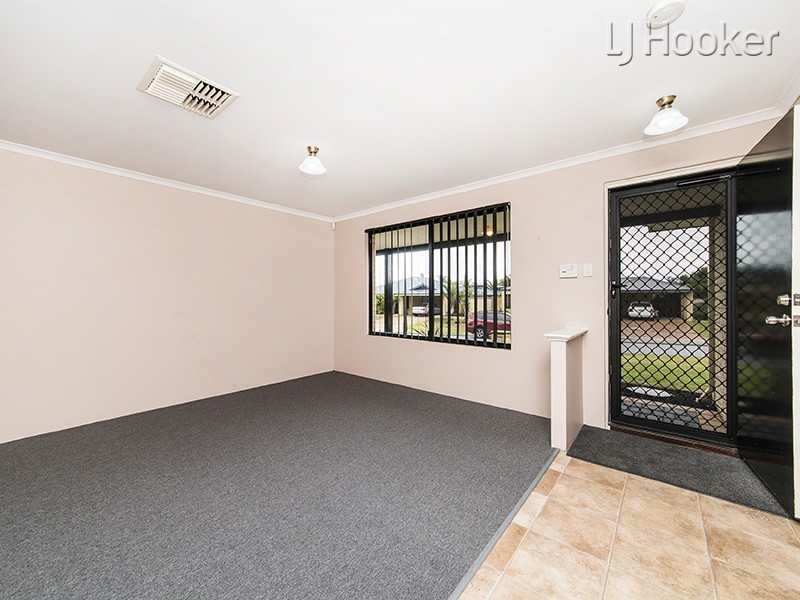 6 Yelka Way, Bertram WA 6167