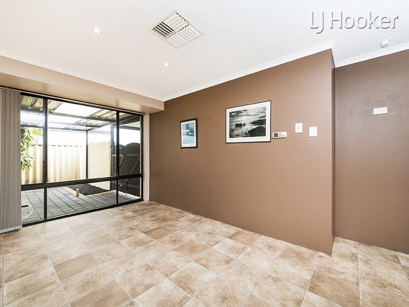 6 Yelka Way, Bertram WA 6167