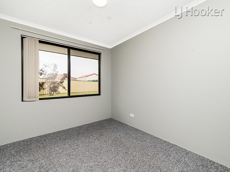 6 Yelka Way, Bertram WA 6167