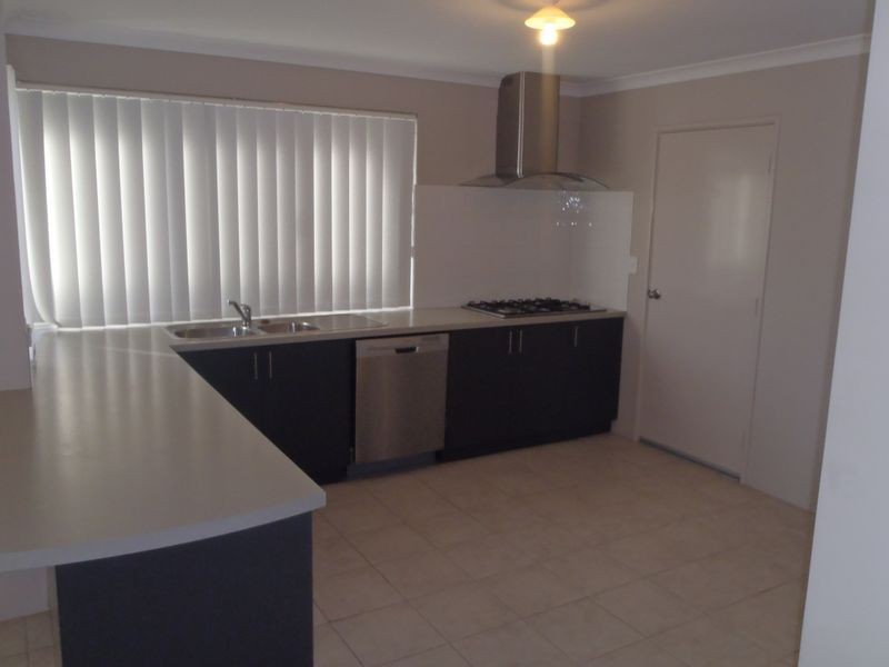 11 Galena Brace, Baldivis WA 6171