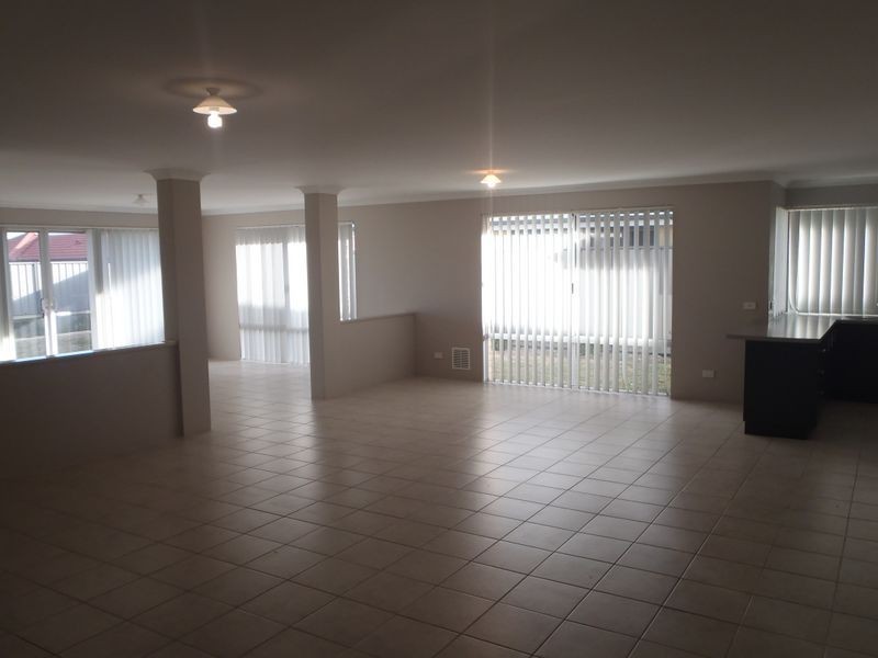 11 Galena Brace, Baldivis WA 6171