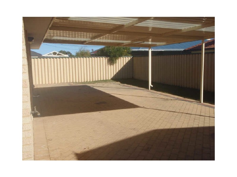 11 Alice Road, Port Kennedy WA 6172
