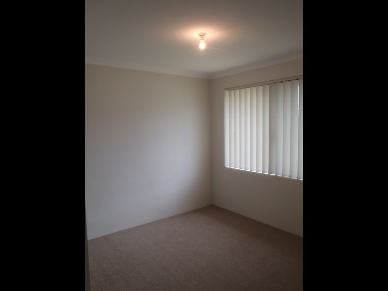 5 Noosa Drive, Secret Harbour WA 6173